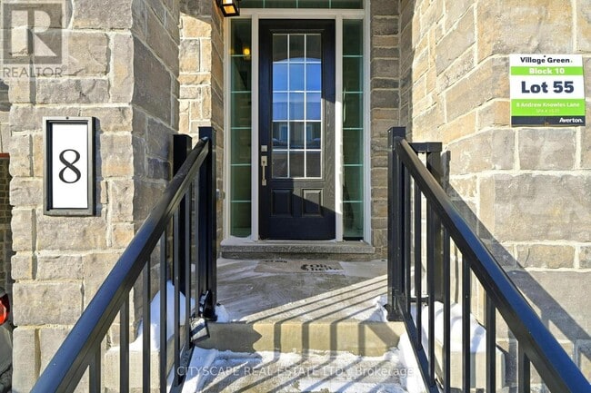 Photo - 8 Andrew Knowles Ln