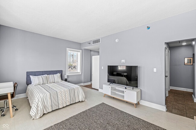 Photo - 230 E 9th St Unit 302