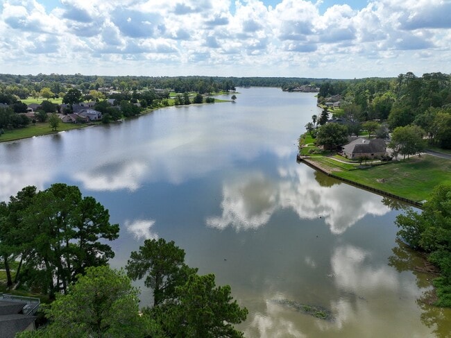 Building Photo - 226 Waters Edge