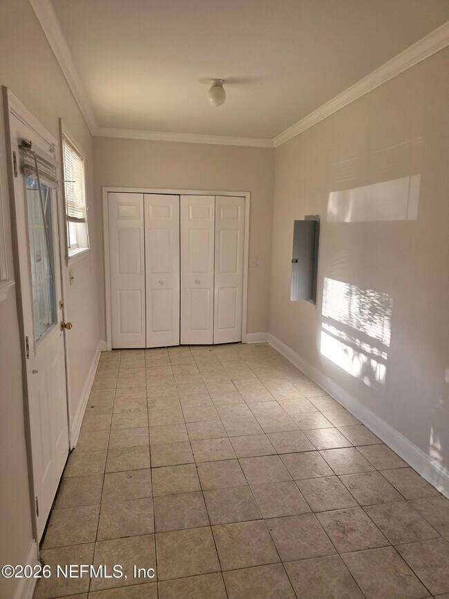 Photo - 2039 Franklin St