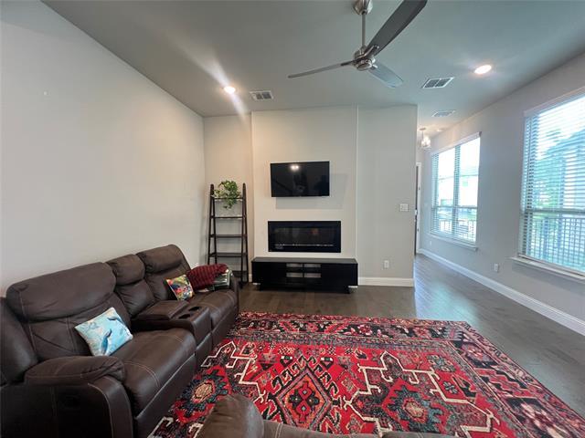 Photo - 4275 Curtiss Dr