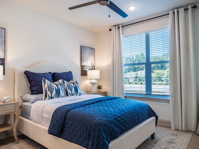 The Daysailer I: 1BR, 1BA- Bedroom