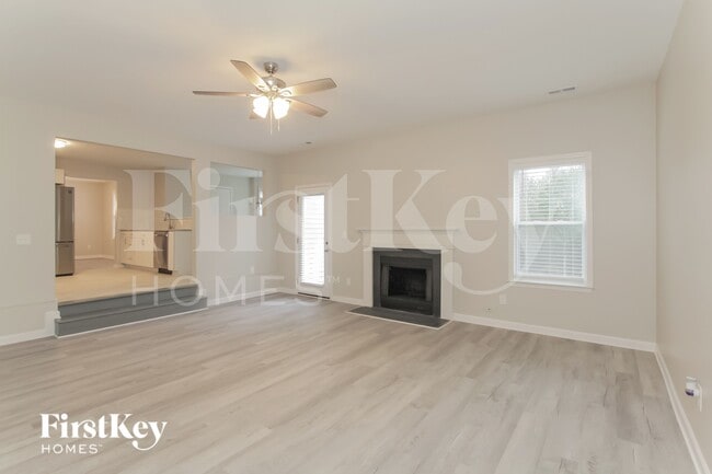 Photo - 5208 Eagle Creek Dr
