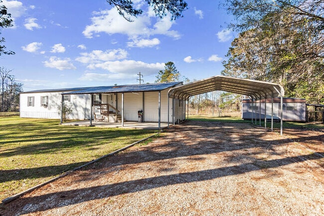 Building Photo - 14011 Tack Covington Rd Rental
