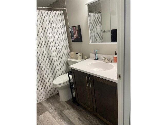 Photo - 553 Lemon St N Unit #6