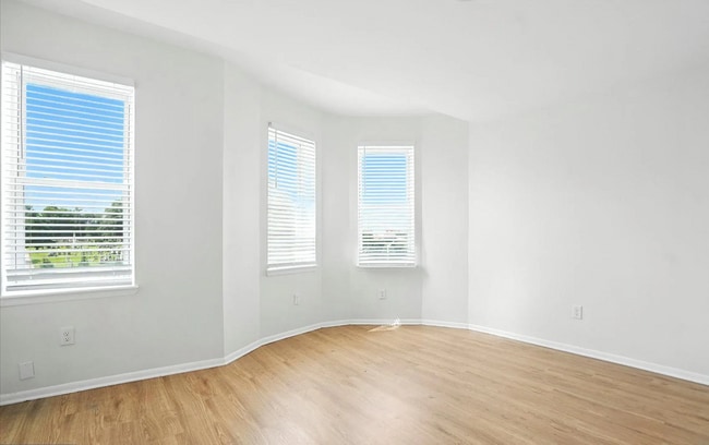 Photo - 800 E North Ave Unidad B