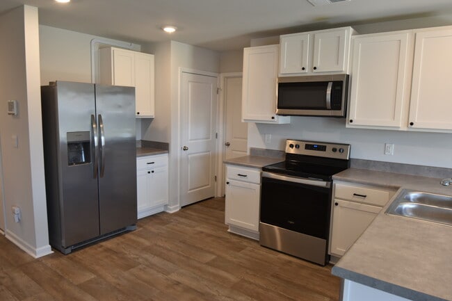 Photo - 1712 Fox Trace Cir