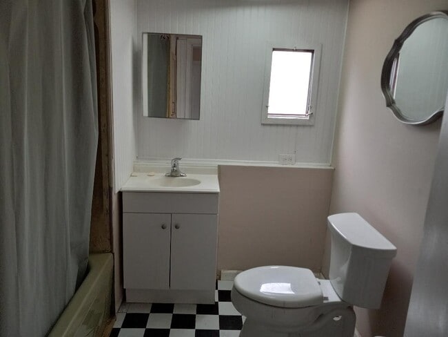 Photo - 5231 80th St N