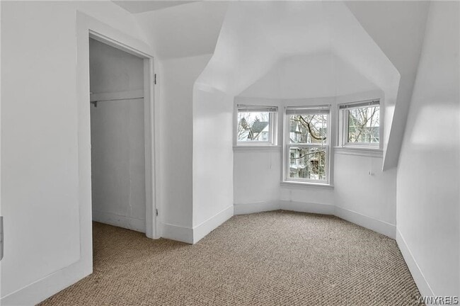Photo - 575 Auburn Ave