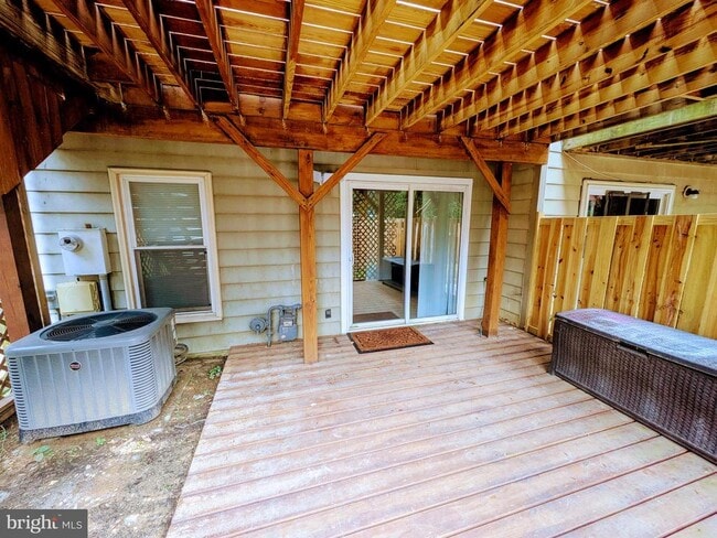 Photo - 10714 Gideon Ct