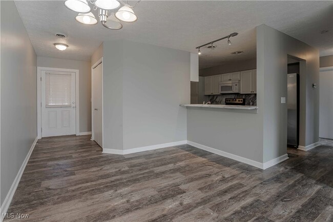 Photo - 27 Landings Way