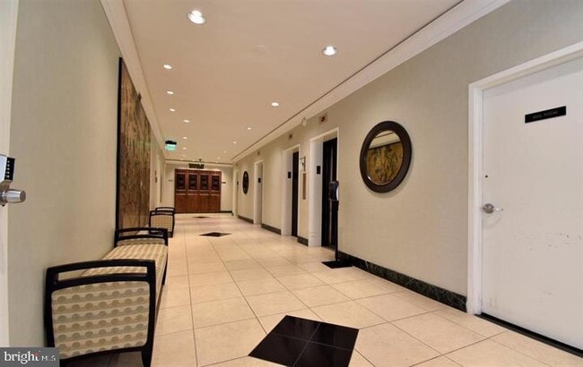 Photo - 10401 Grosvenor Pl Unit 1018