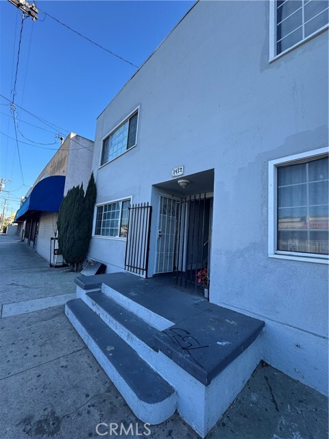 Photo - 1432 Cherry Ave Unidad C