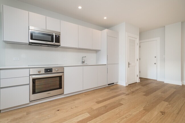 Photo - 123 Highland Ave Unit 25