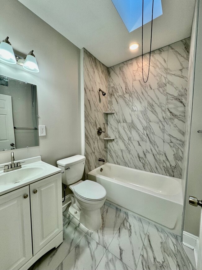 Photo - 6011 Master St