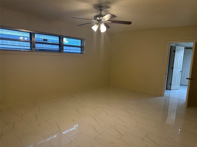 Photo - 3611 Broadmead Dr