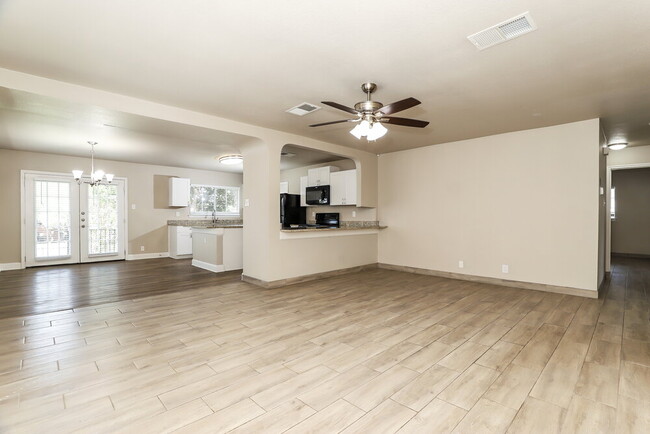Photo - 10507 Stone Creek Pl
