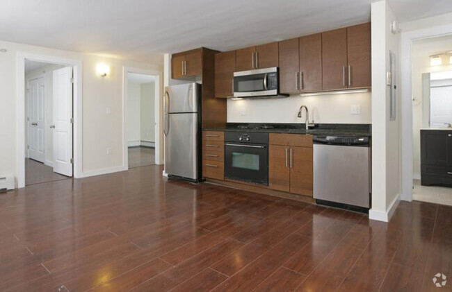 Building Photo - 670 Tremont St Unit 1 Rental