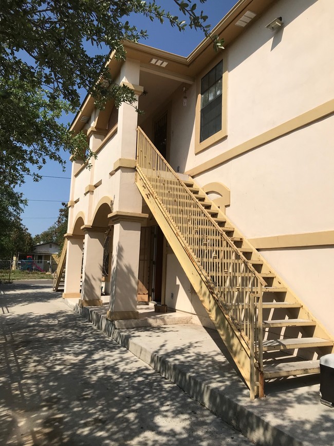 Photo - 3101 Barrios St Unit 3Barrios Apartments