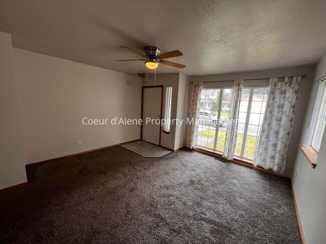Photo - Updated 3 bed house in Davis Park