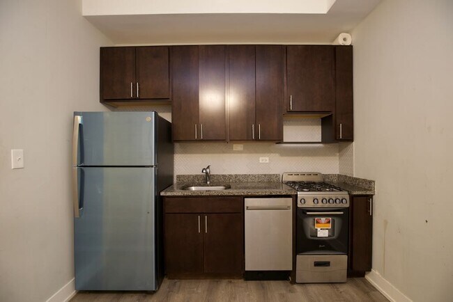 4856 N Damen Ave Unit AS