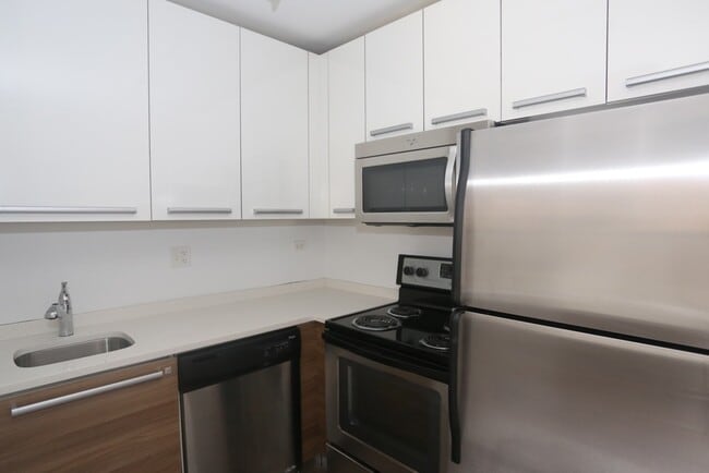 Photo - 925 W Carmen Ave Unidad E4