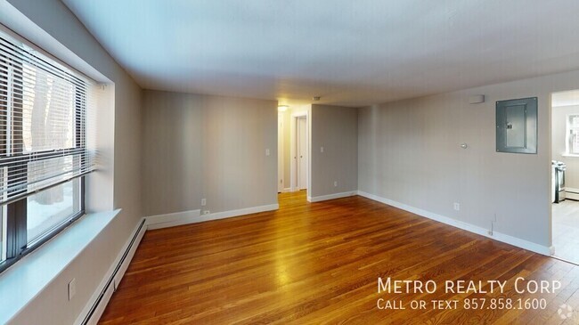 Building Photo - Charming 1-Bed in Brookline – Heat & Hot W... Unit 2 Rental