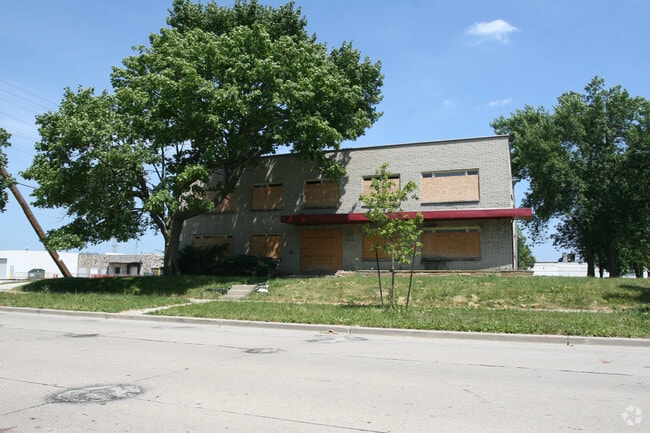 Photo - 6152 N 35th St