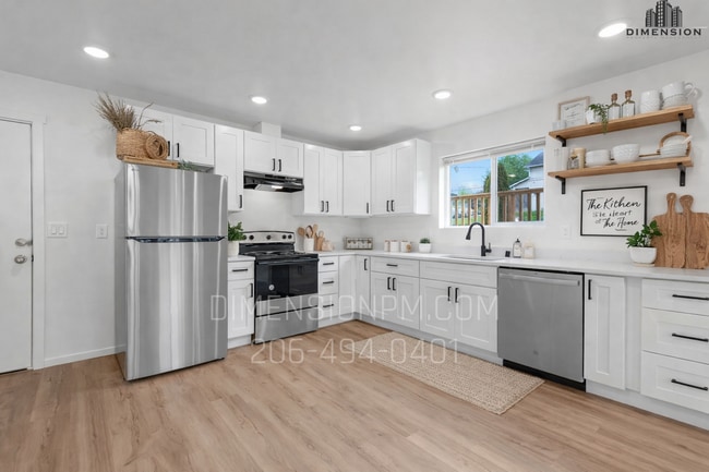 Photo - 3602 E T St Unit B