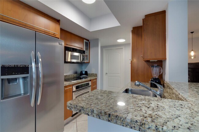 Photo - 110 Washington Ave Unidad 2318
