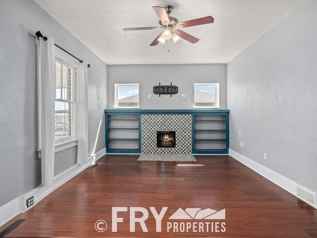 3125 Sheridan Blvd