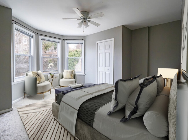 Photo - 132 Lauriston St