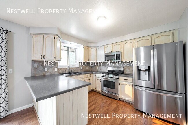 Photo - 7054 S Woodgreen Rd