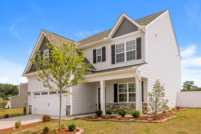Photo - Beautiful 4 Bedroom Home in Youngsville, NC