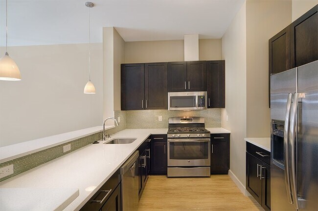 Photo - 33 Rogers St Unit T31