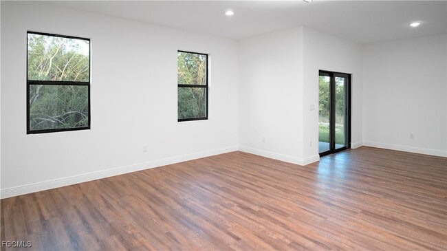 Photo - 1282 Bucknell Rd