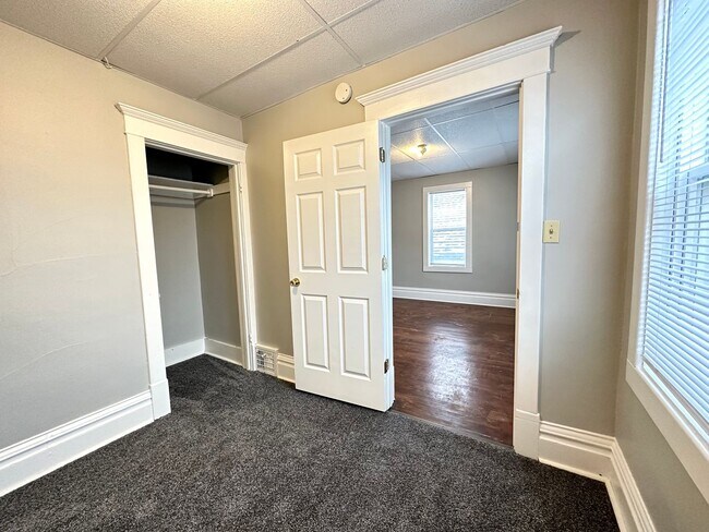 Photo - 422 N 27th Ave W Unidad 2