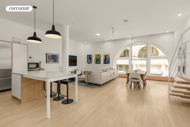 Building Photo - 21 Astor Pl Rental