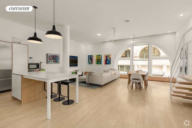 Building Photo - 21 Astor Pl Rental