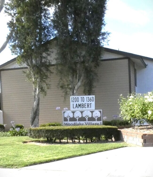 Building Photo - *Available NOW  in La Habra!* Rental