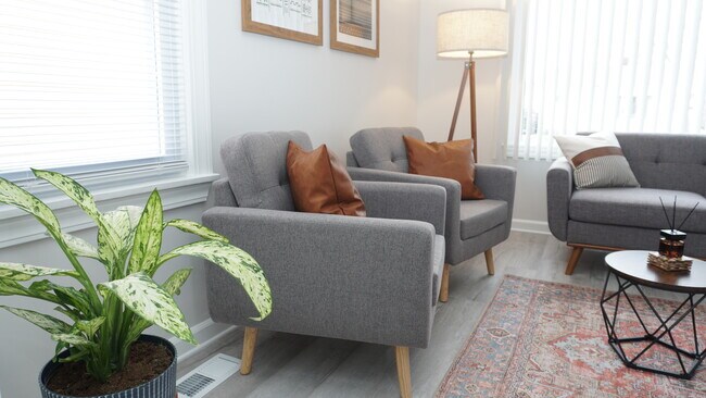 Photo - 70 E Barrett Ave