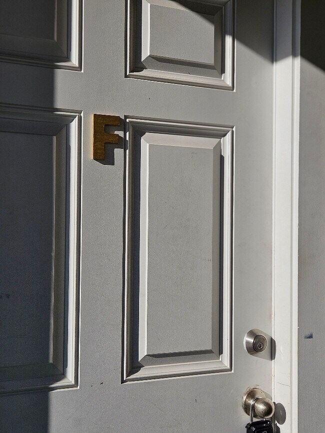 Photo - 129 Camphor Cir Unidad 129F