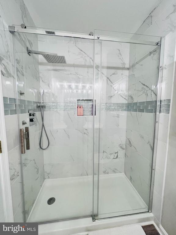 Photo - 46375 Pryor Square