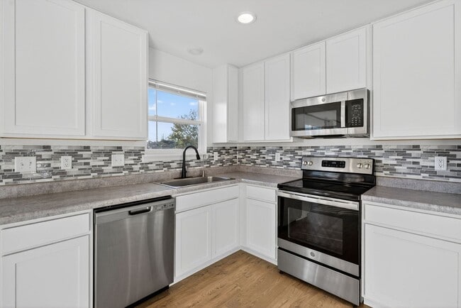 Photo - Modern 2-Bedroom Townhome