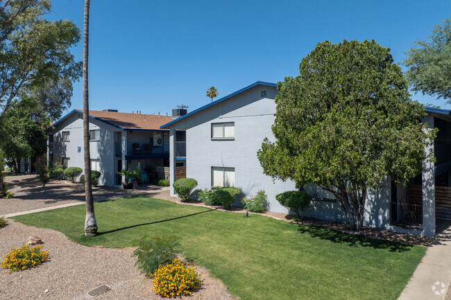 Building Photo - Vertical North Apartments