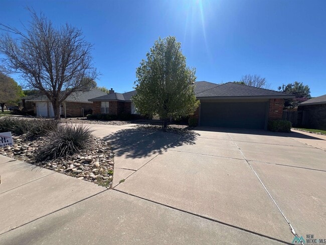 Photo - 721 Jeanie Dr