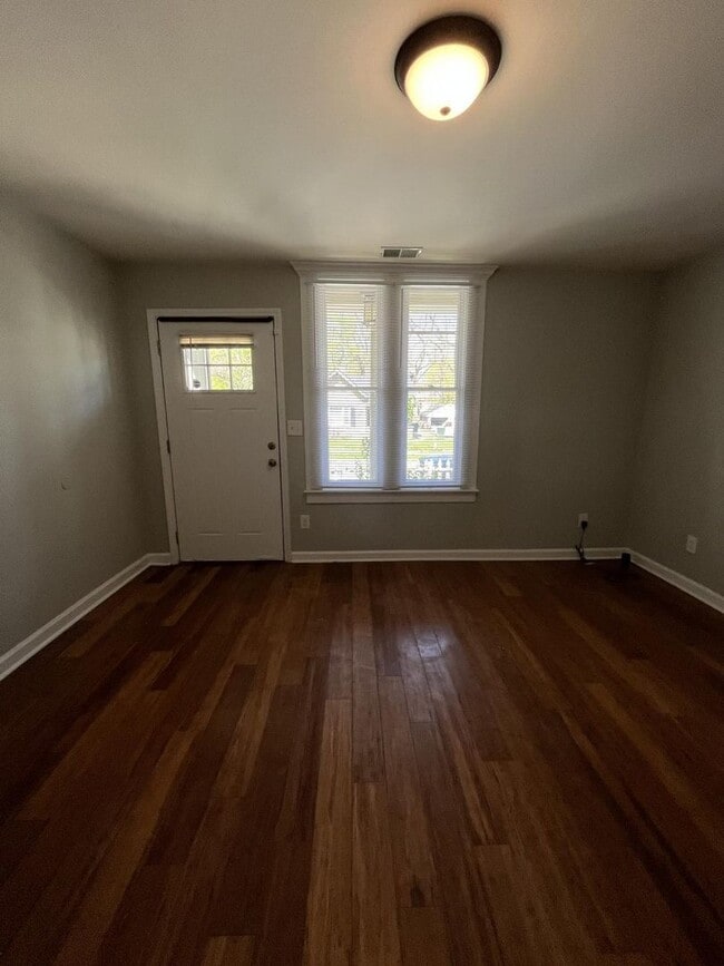 Photo - 624 N Upper St