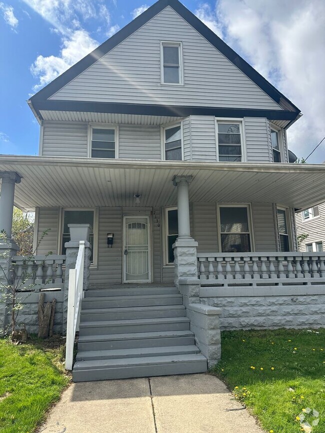 Building Photo - Harvard/E. 71  4bd Single Section 8 Rental