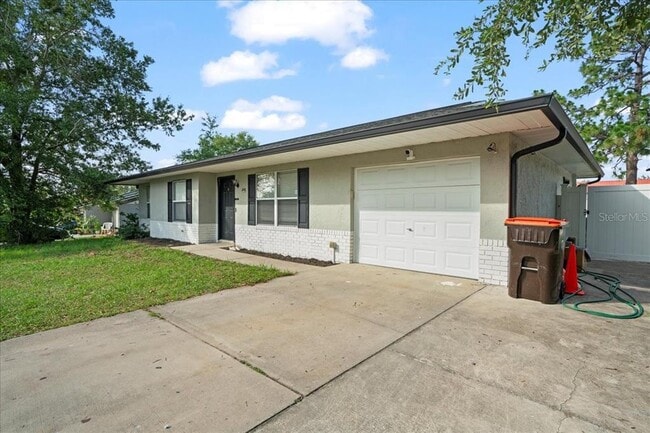 24 Sapphire Way