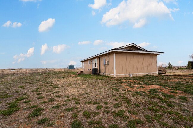 Photo - 228 F M 2378